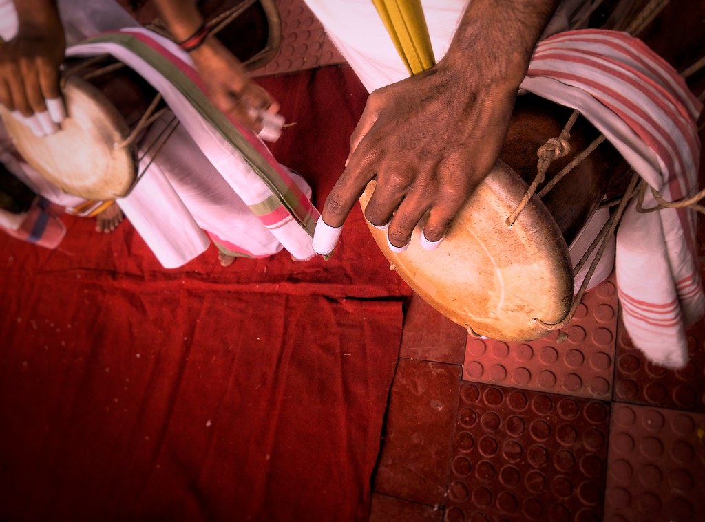 Thimila Timila, thimila or paani,is an hourglass shaped p… Flickr