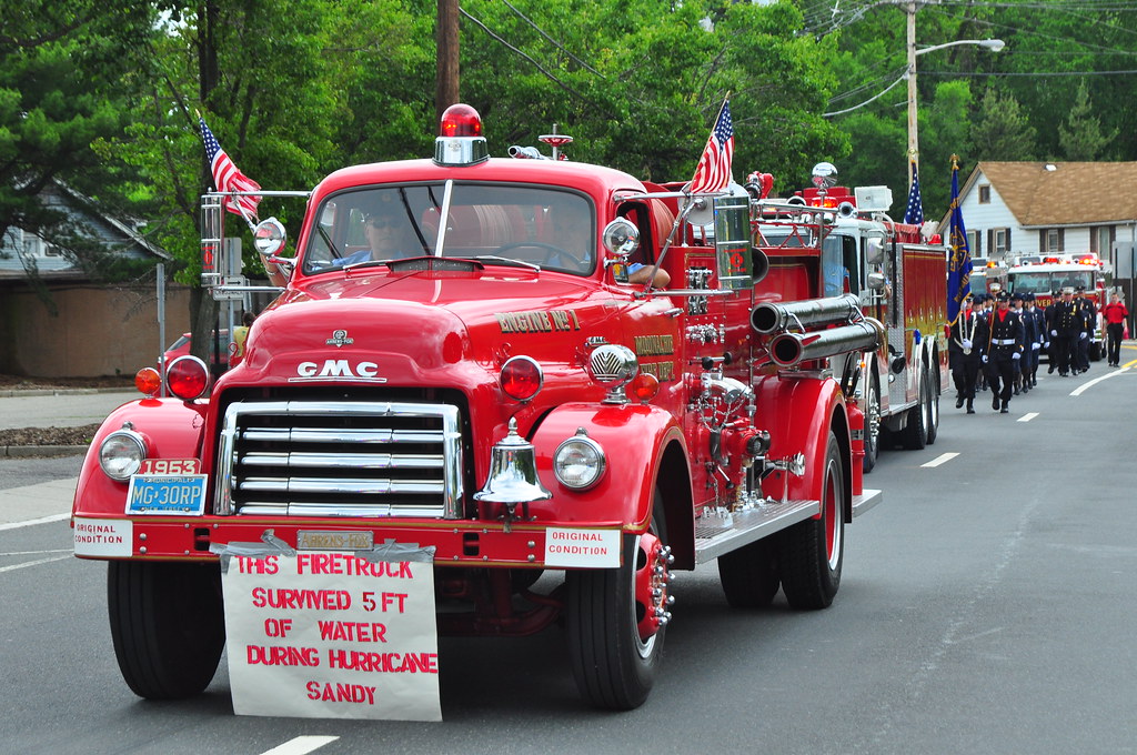 Moonachie Fire Department Engine No. 1 100th NY NJ Volunte… Flickr
