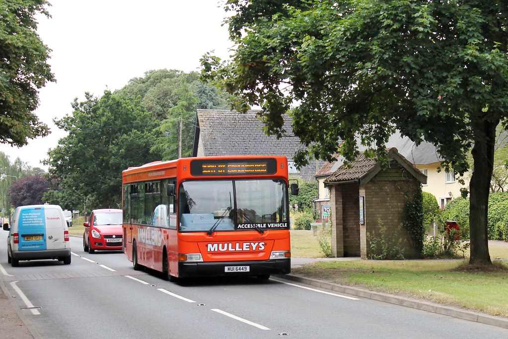 Mulleys MUI 6449 1143hrs Holywell Row to Bury St Edmunds 2… Flickr