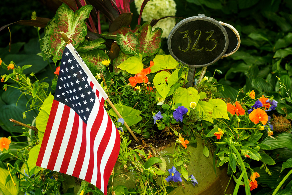Garden flowers Oak Park IL Bob Simpson Flickr