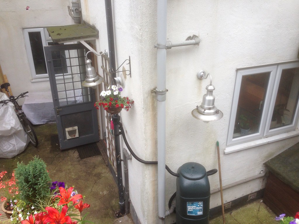 Mosslea Road Robin Chesterman Flickr