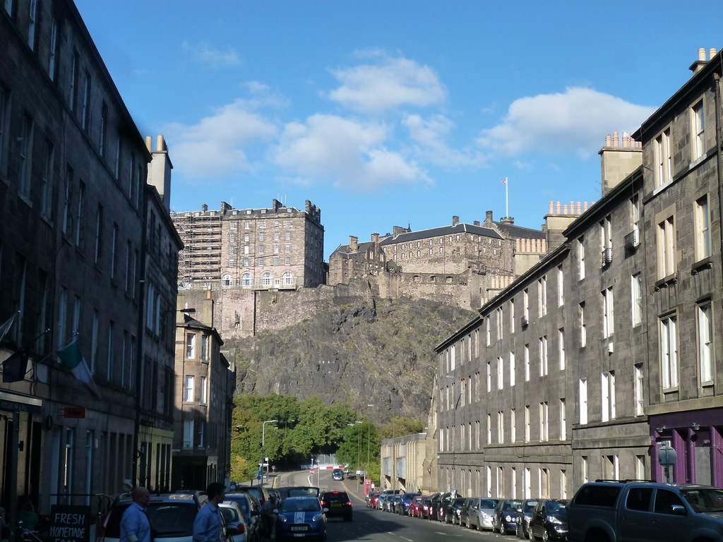 Spittal Street and Edinburgh Castle John Steedman Flickr