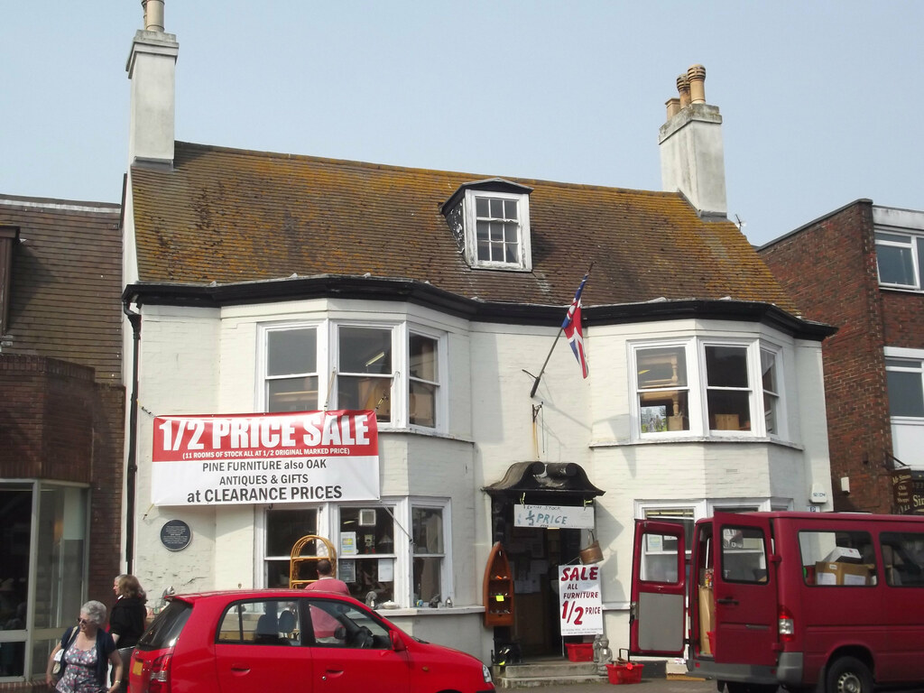 Bow House High Street, Christchurch The start of the Hig… Flickr