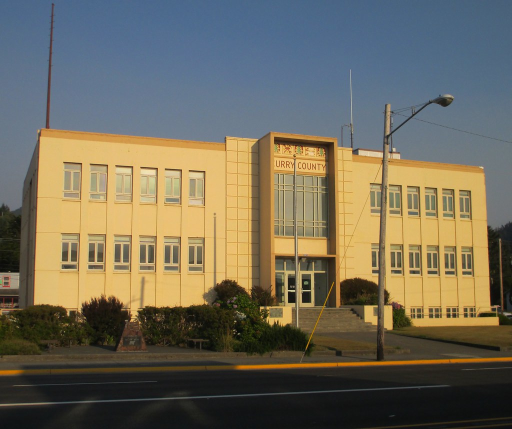 Curry County Courthouse (Gold Beach, Oregon) The Curry Cou… Flickr