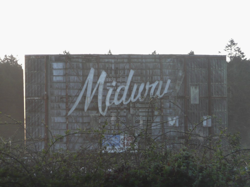 MIDWAY DRIVE IN EUREKA CALIF 100 Indianola Road. Opened in… Flickr