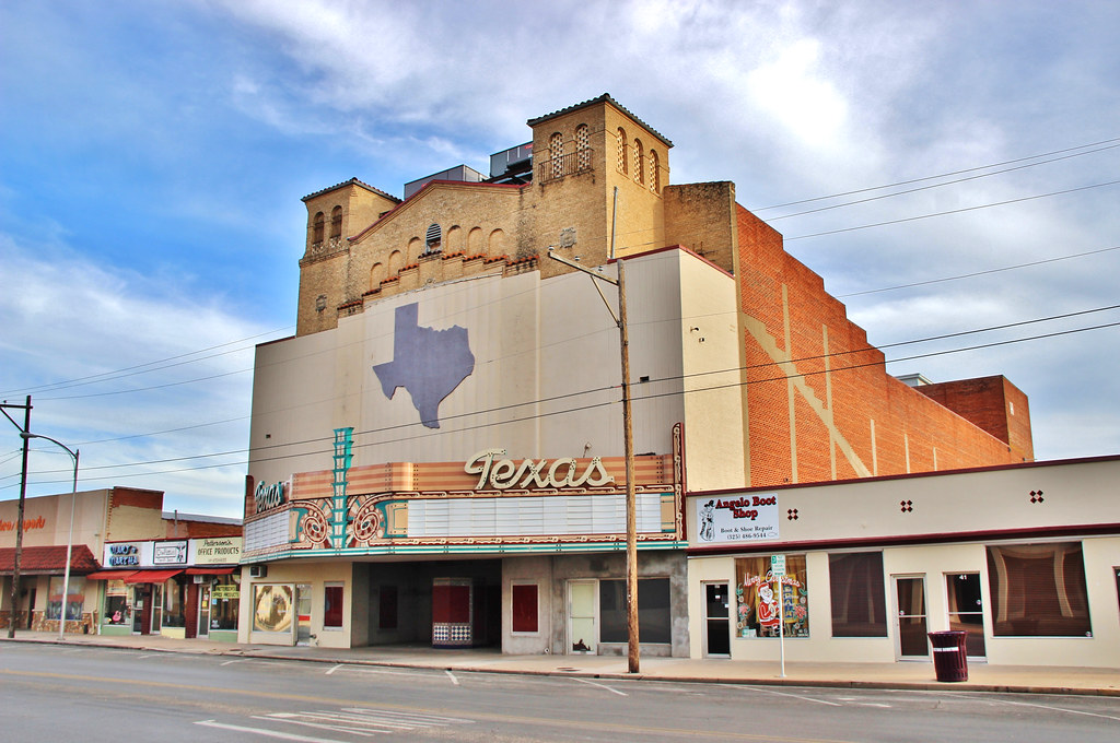 The Texas Theater at San Angelo Tx Opened on Thanksgiving … Flickr