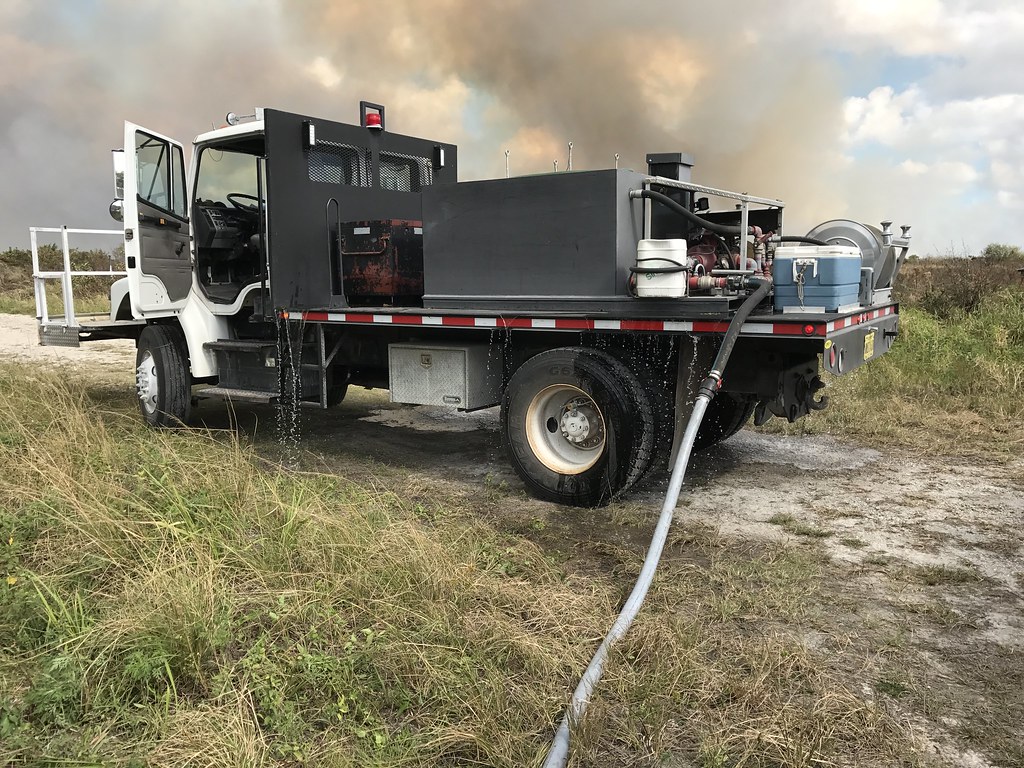 Mecca Farms Prescribed Burn SFWMD staff conducted a 1,500 … Flickr