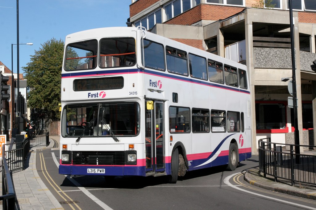 FIRST ESSEX 34315 L315PWR COLCHESTER 041007 David Beardmore Flickr