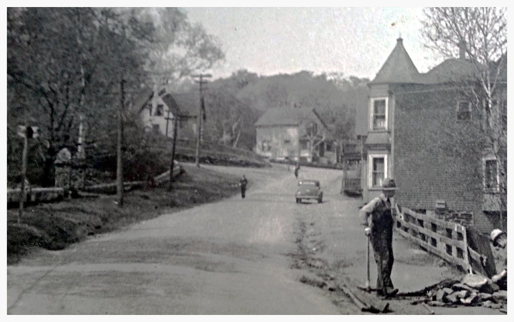 Crichton Ave. Dartmouth, NS Looks like the 1940's judging … Flickr