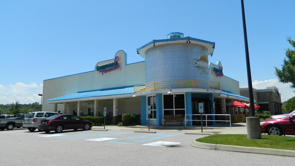 Cheeseburger in Paradise Cheeseburger in Paradise (6,740 s… Flickr