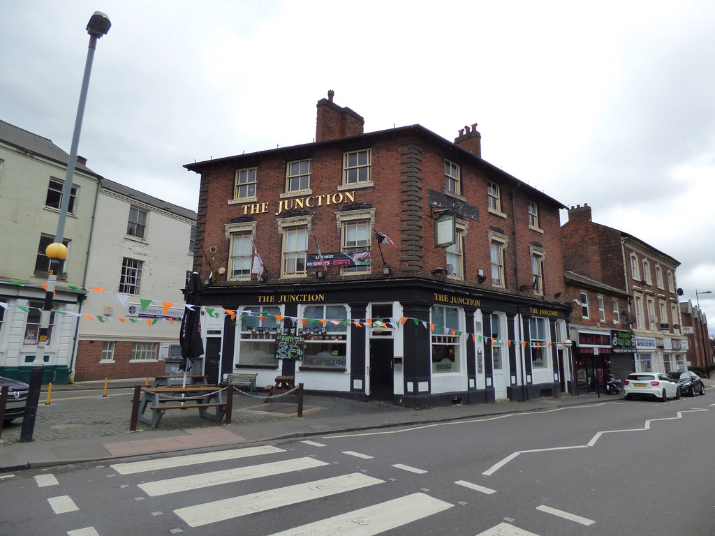 The Junction Birmingham Street, Oldbury A look at Birmin… Flickr