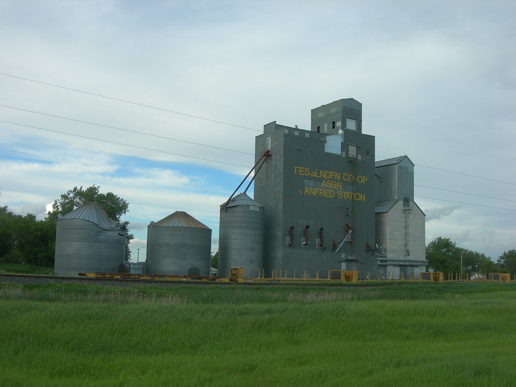 Fessenden CoOp Grain Elevators Manfred, North Dakota Flickr