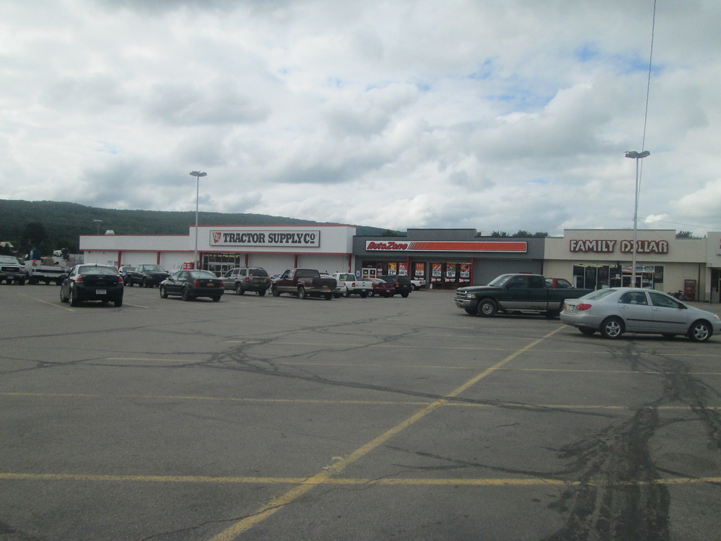Former Wellsville Kmart (1) a photo on Flickriver