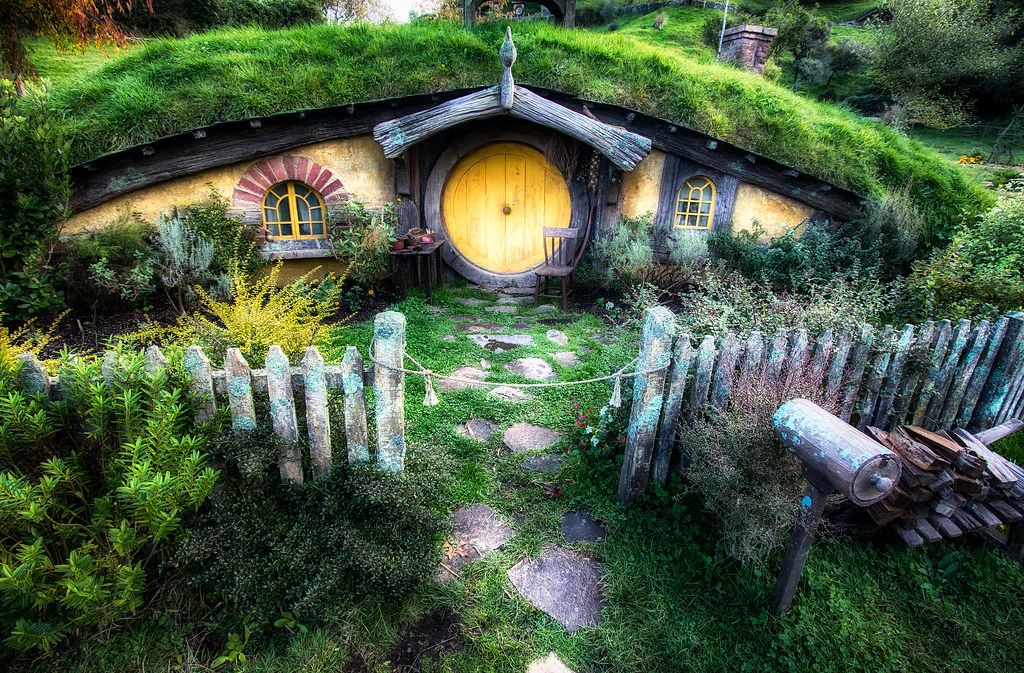 Hobbit House from Lord of the Rings by Michael Matti Flickr