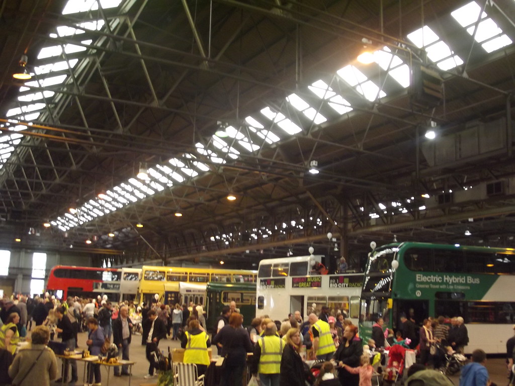 Yardley Wood Bus Garage Open Day Open Day at Yardley Woo… Flickr