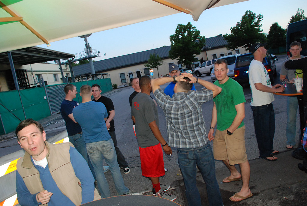 Music Café_30 Italian and American musicians and bands joi… Flickr