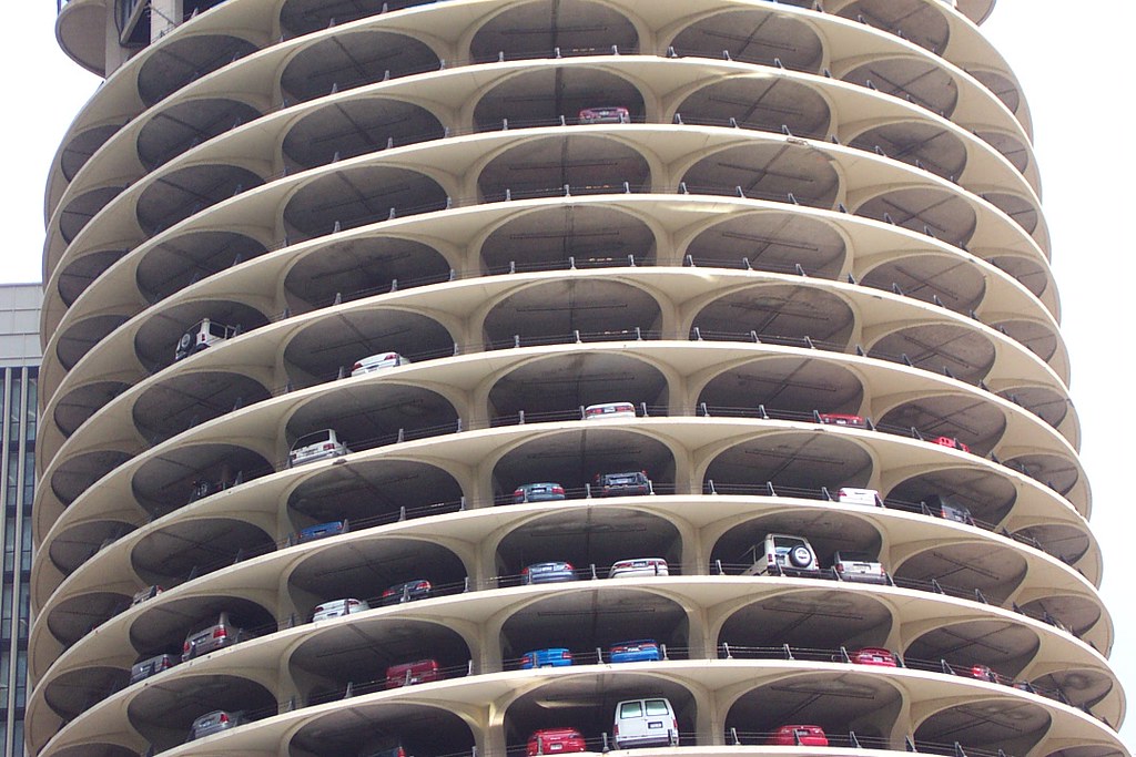 Valet parking Marina ("Corncob") Towers, Chicago Wikipedia… Flickr
