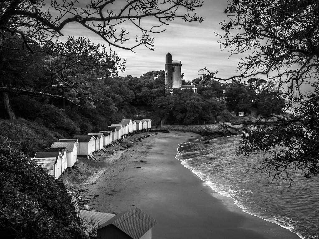 La tour Plantier plage de l'anse rouge à Noirmoutier. Flickr