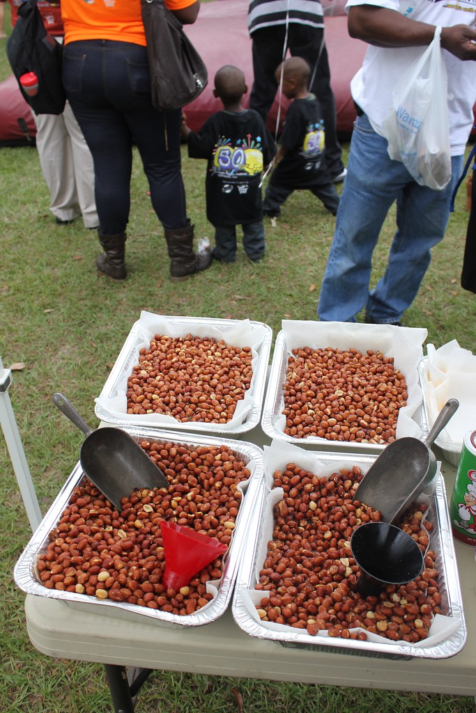 2013_10_19_sylvesterpeanutfestival_15s Peanut Commission Flickr