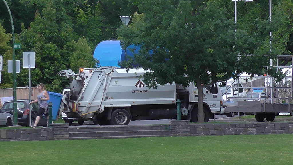 Melbourne Public Litter Bin Truck in East Melbourne 1 Flickr