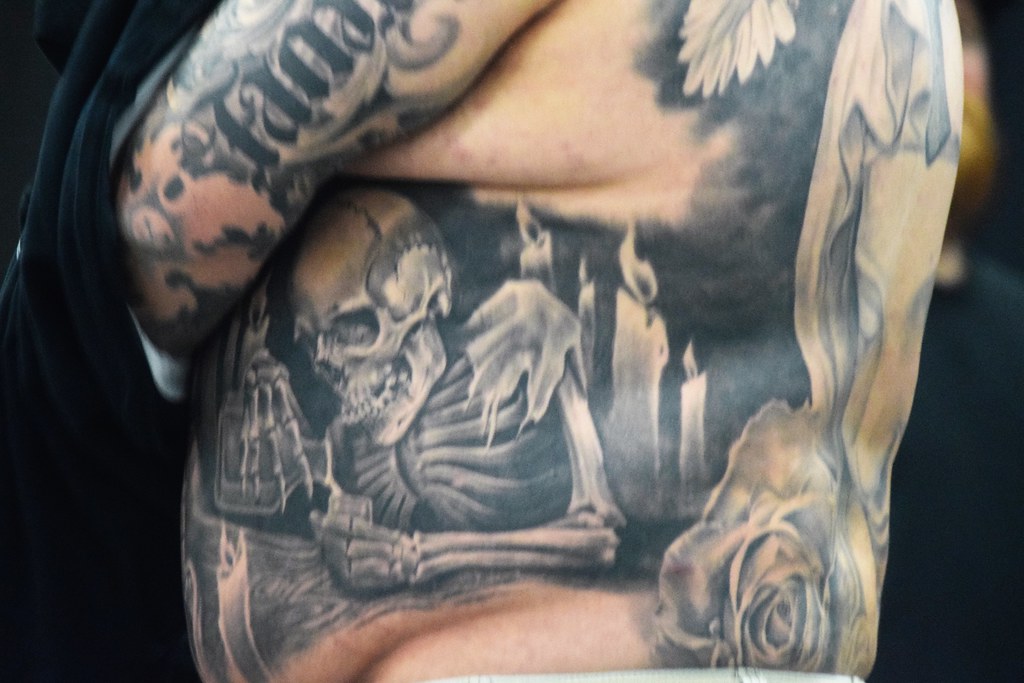SLC Tattoo Convention Rib tattoo, on a big guy, he was a c… Flickr