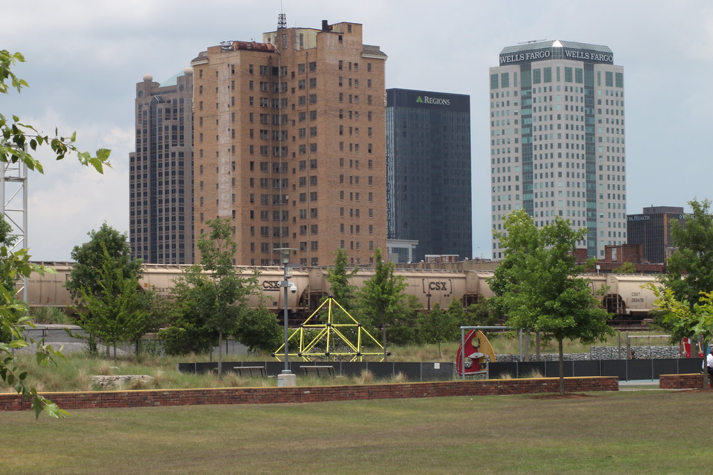 Railroad Park Birmingham, AL Canon EOSM + Sears 8020… Flickr