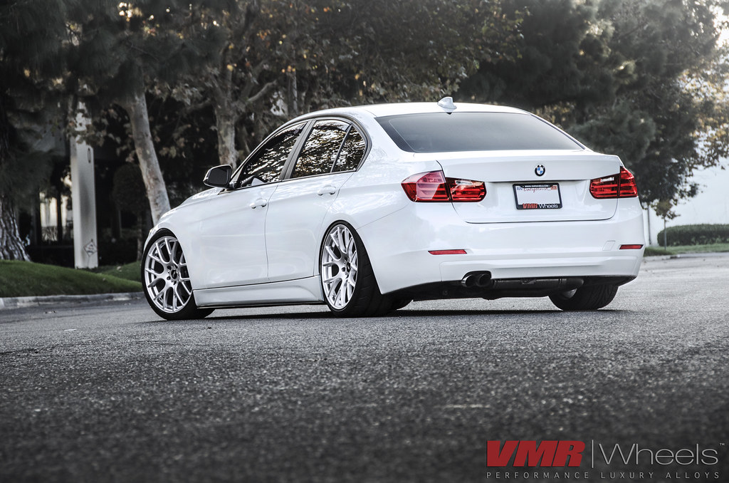 VMR Wheels V810 Hyper Silver on an Alpine White BMW F30 a photo