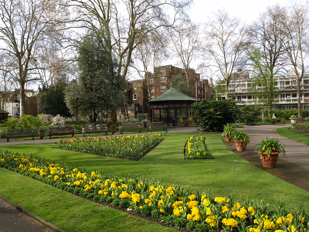 7 padd str bedding Paddington Street Gardens, Marylebone P… Flickr