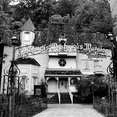 Gatlinburg's Mysterious Mansion Local "haunted house" attr… Flickr