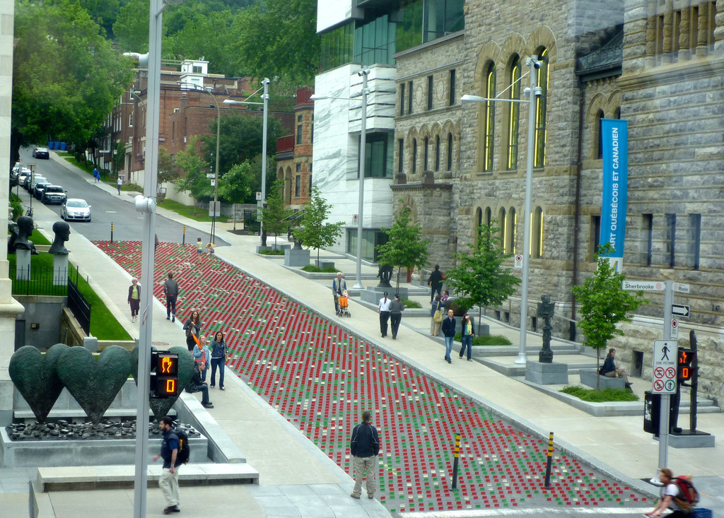 Montréal, VilleMarie Avenue du Musée desde una ventana de… Flickr