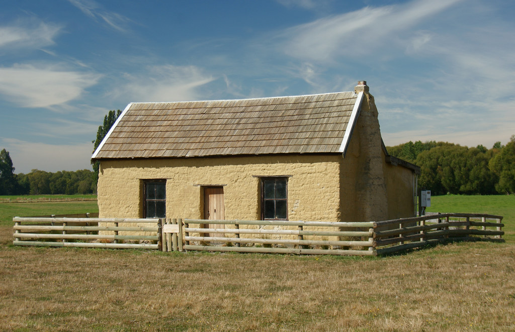Paterson's Cottage (c.1872) About 20km from Kurow, Waitaki… Flickr