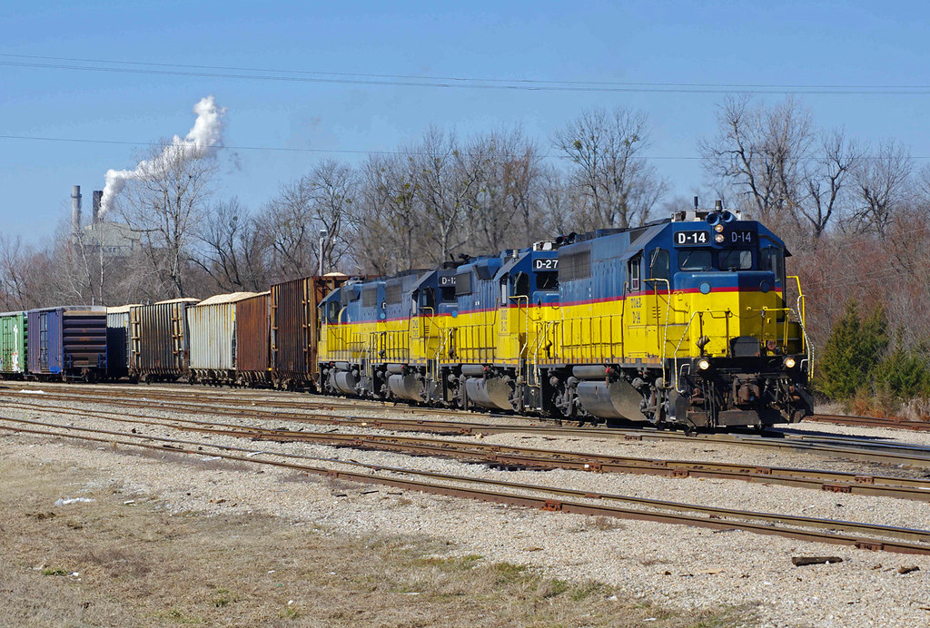 TO&E switching at Valliant, OK wccnds John Leopard Flickr