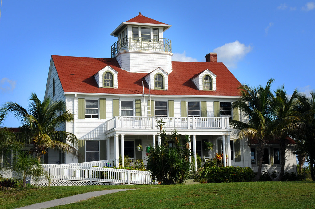 Peanut Island Kennedy Bunker (Pete Cross) Peanut Island, F… Flickr