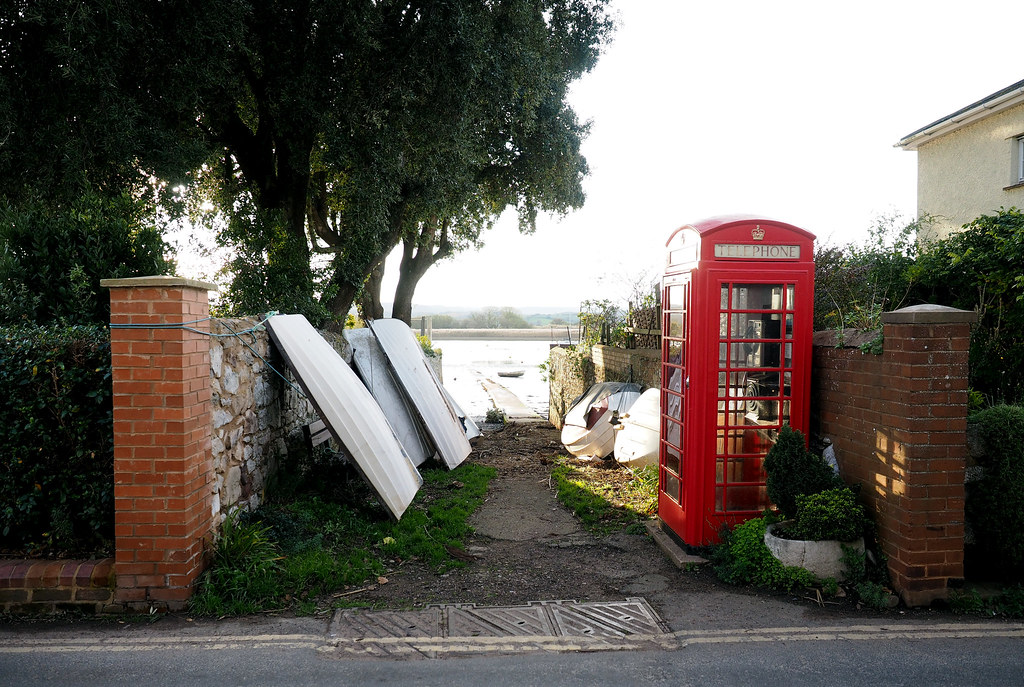 Topsham telephone box Glyn Cowles Flickr