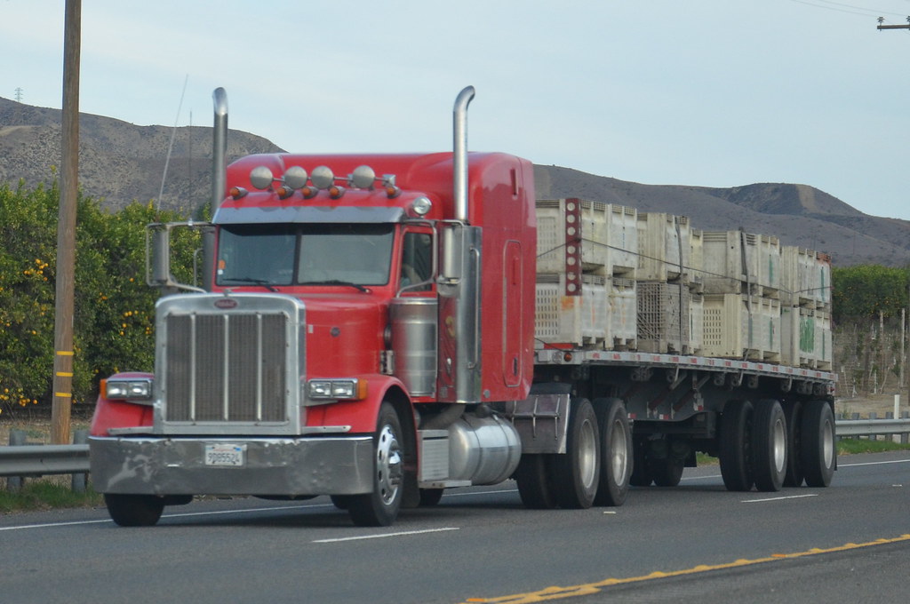 PETERBILT BIG RIG FLATBED TRUCK (18 WHEELER) Navymailman Flickr