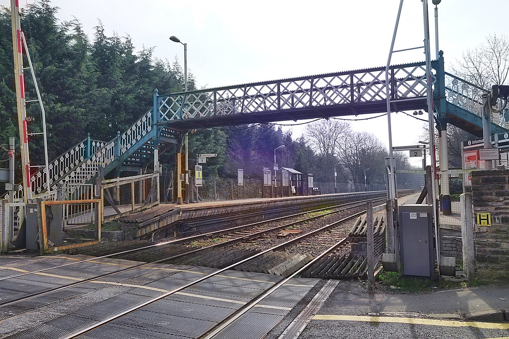 Furness Vale station (3), 2015 Bluepelicanrailway Flickr