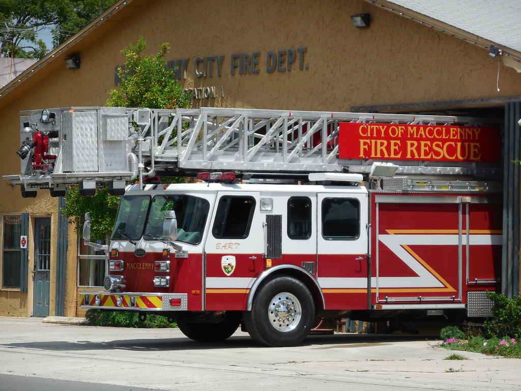 Macclenny Fire Rescue Dept Ladder EOne Macclenny, FL Telogia Creek