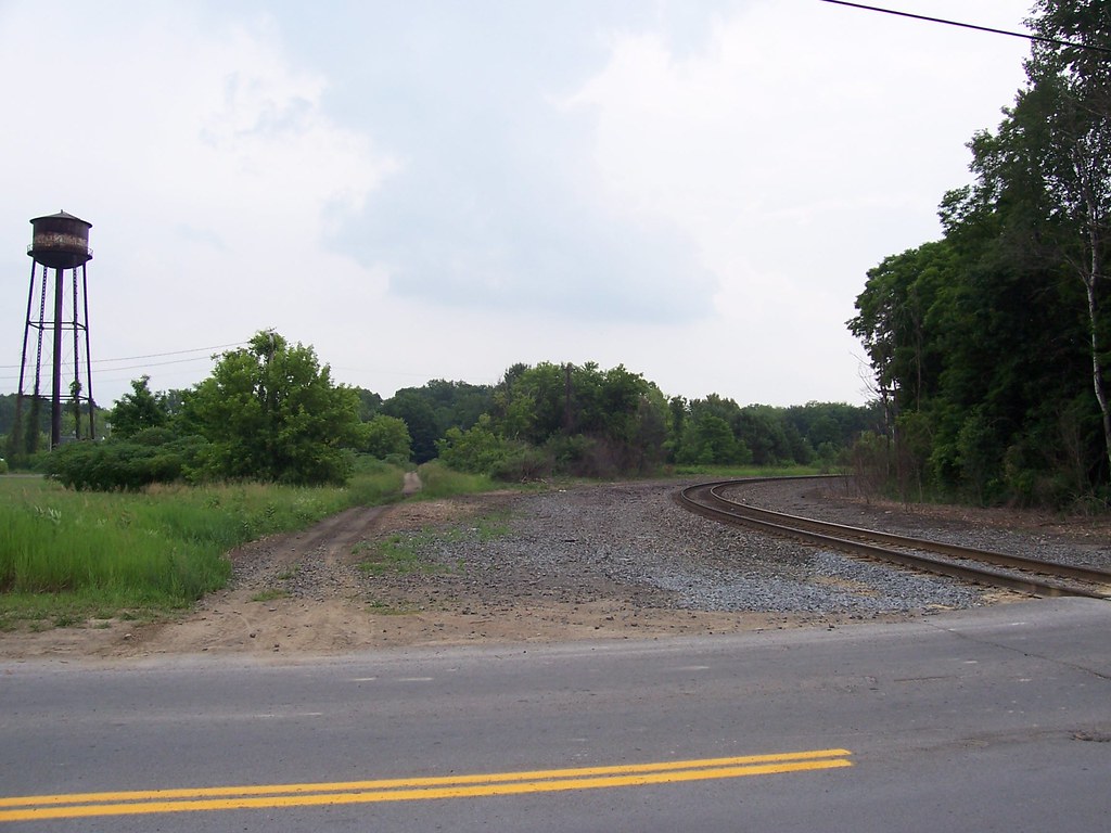 Richland Junction To the left, the trackless ROW of the NY… Flickr