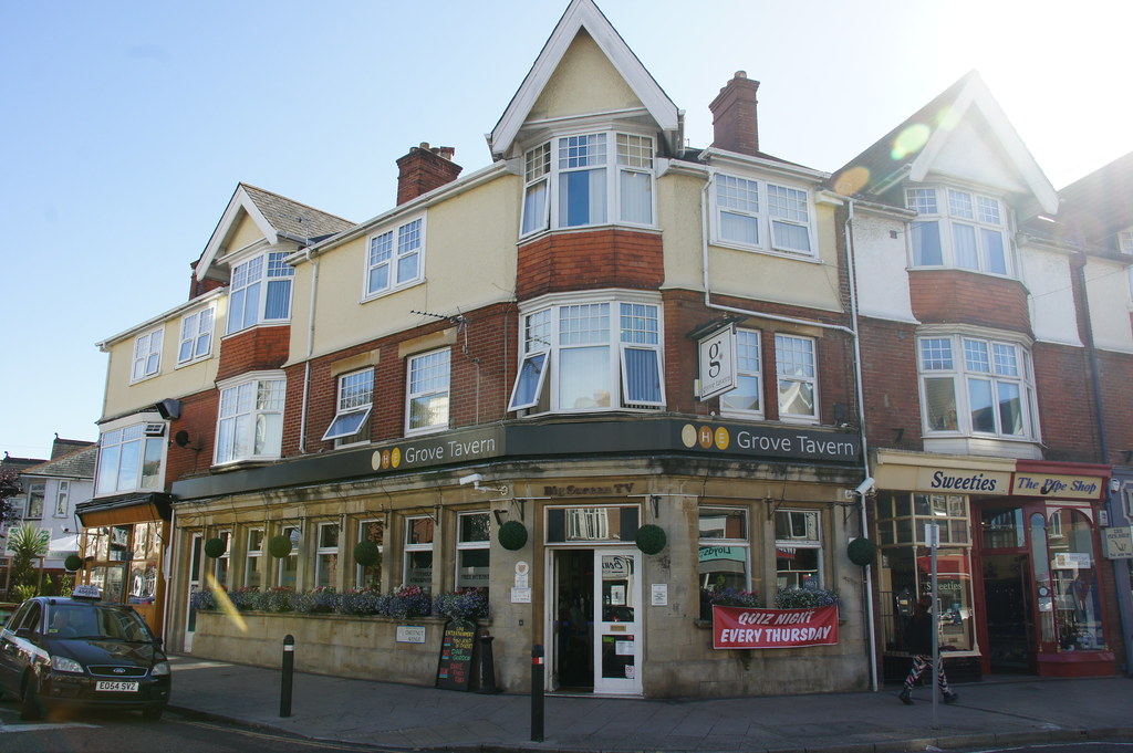 Grove Tavern, 27 Southbourne Grove, West Southbourne, Bour… Flickr