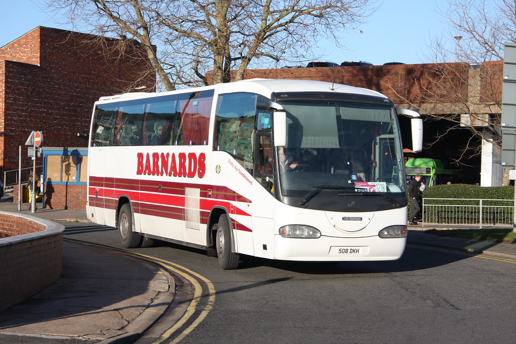 Barnards of Kirton Lindsey 508DKH at Lincoln driffbus Flickr
