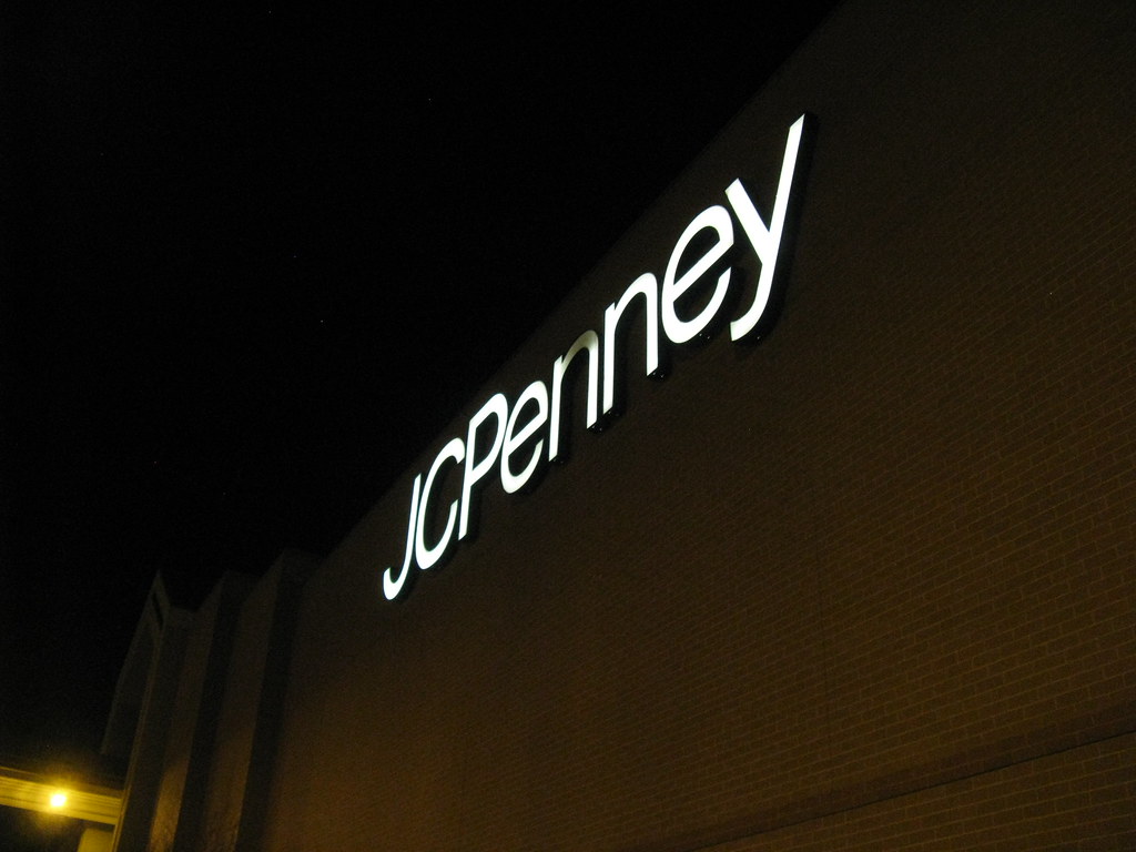 JCPenney sign at night 2 Altoona, PA The JCPenney sign … Flickr