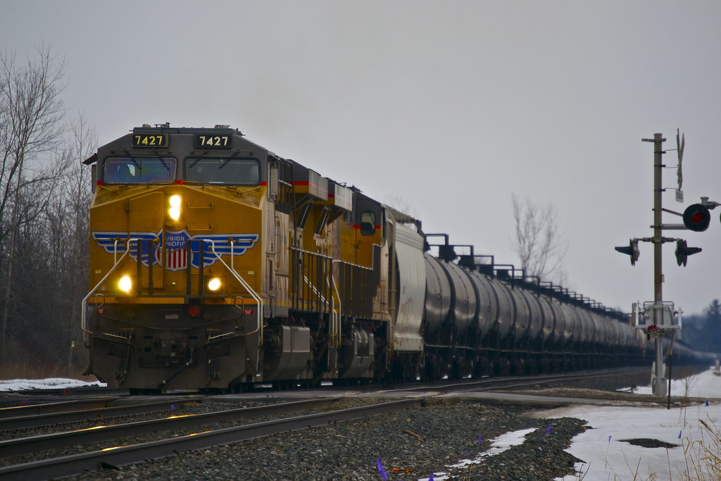 CSX train K697 Syracuse, NY Noah Fowler Flickr