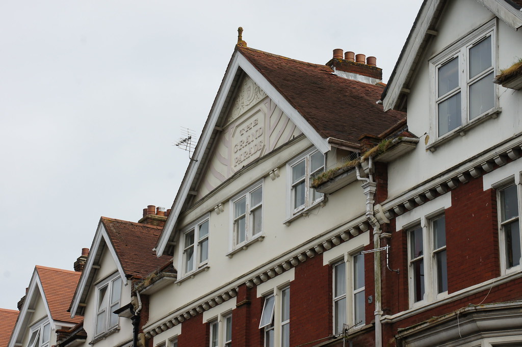 Harvey Jones Kitchens (67 The Grand Parade), 5759 Poole … Flickr