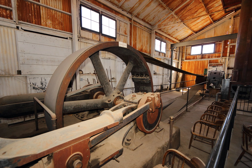 Mizpah mine compressor I wouldn't want to be setting in th… Flickr