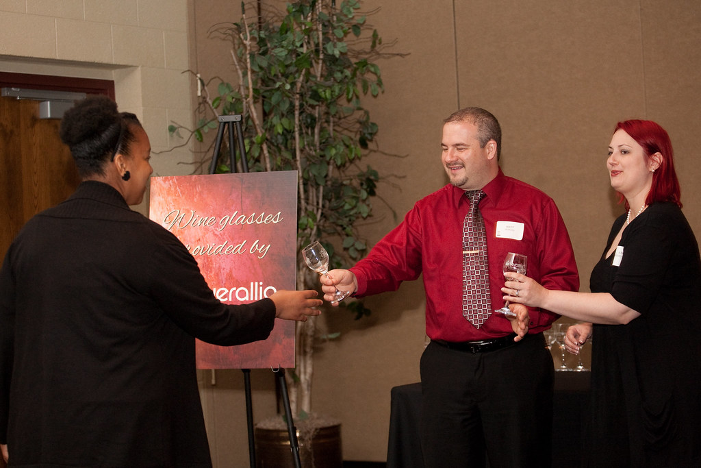An Evening in the Vineyards 2013 Angela McGee Matt and Ang… Flickr
