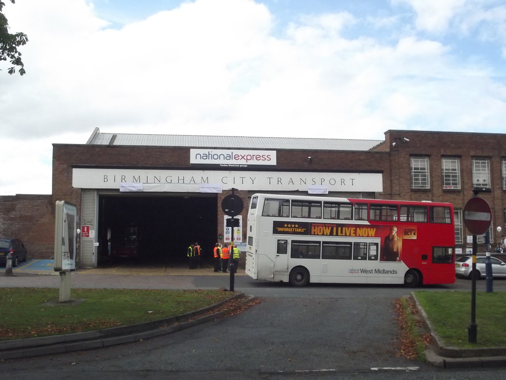 Yardley Wood Bus Garage Open Day no 18 4341 Open Day… Flickr