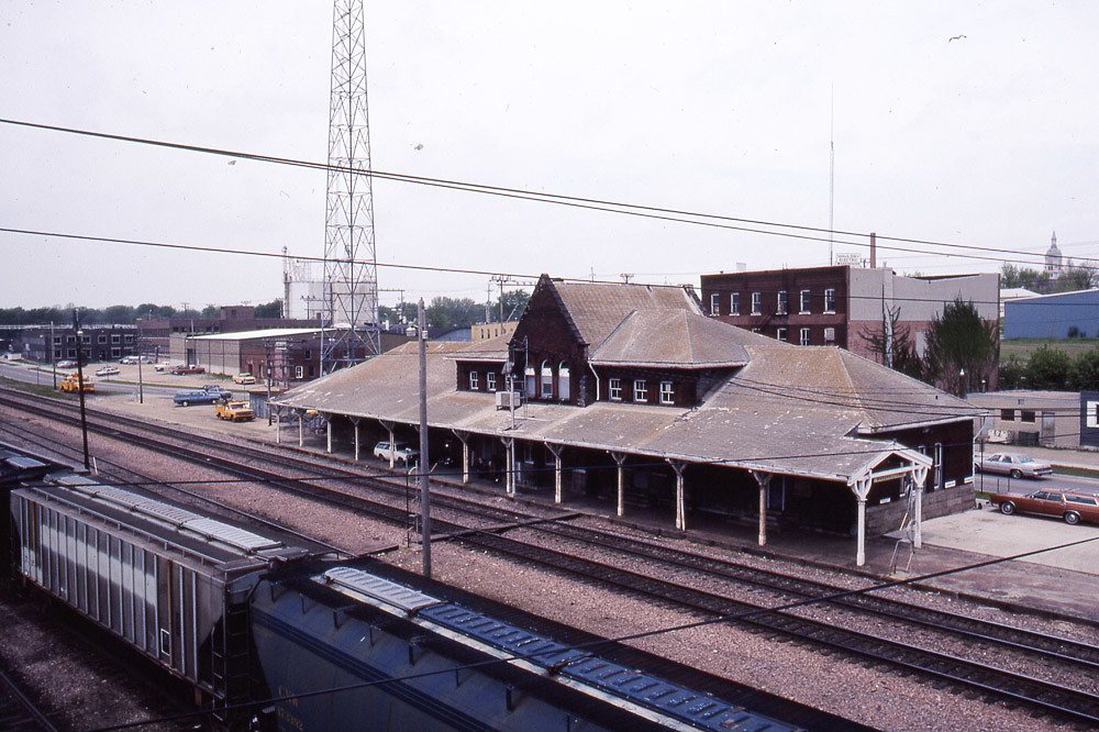 C&NW depot in Marshalltown IA on 5/20/83 May 20 was one of… Flickr