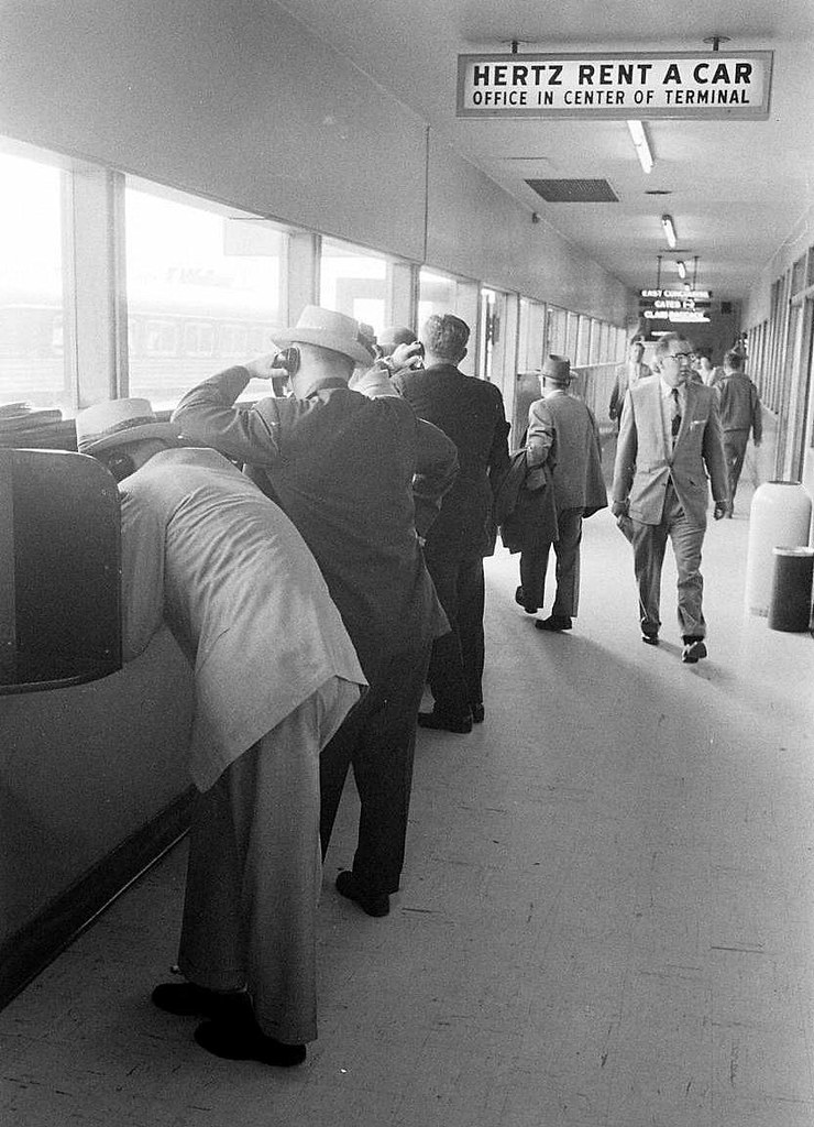 Chicago Midway Airport Hertz Rent A Car Main Terminal Flickr
