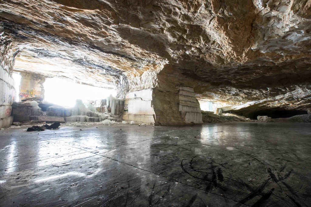 Freedlyville Ice Quarry Dorset, VT 2014, Mar 07.jpg Flickr