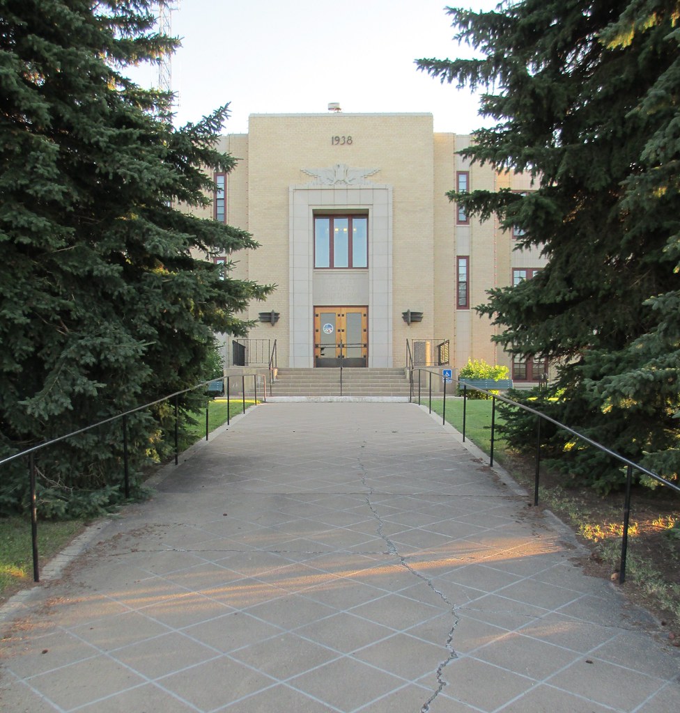 Glacier County Courthouse Detail (Cut Bank, Montana) Flickr